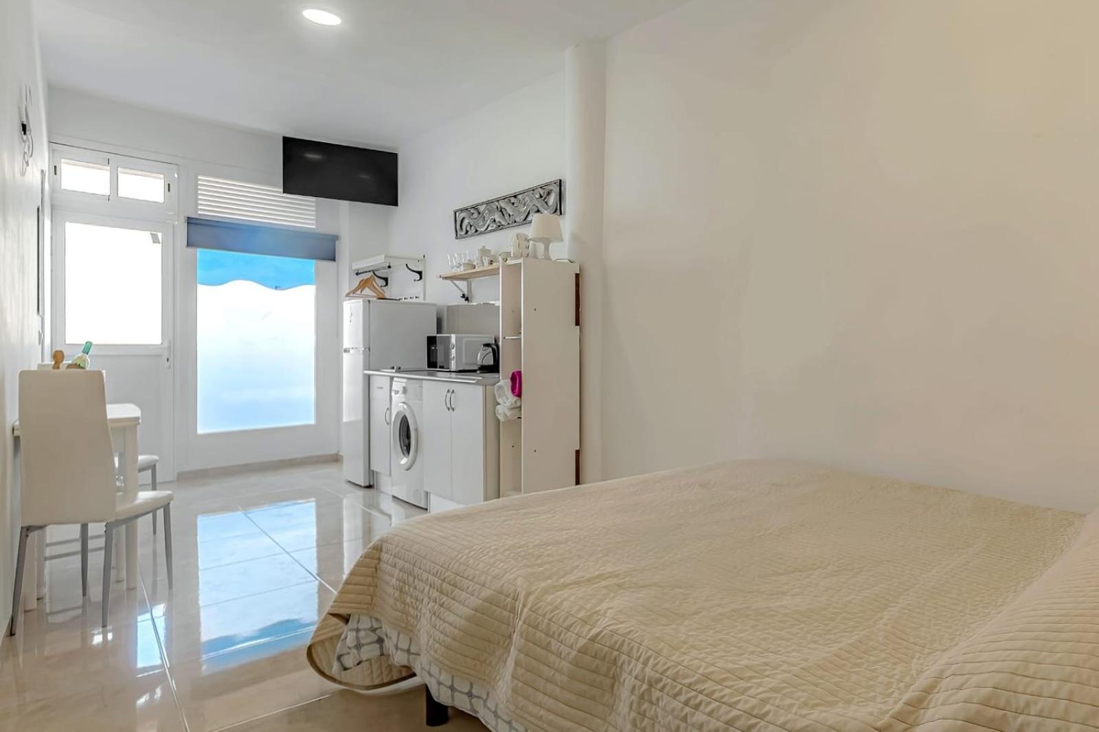 Apartment On Pinta Beach Costa Adeje Dış mekan fotoğraf